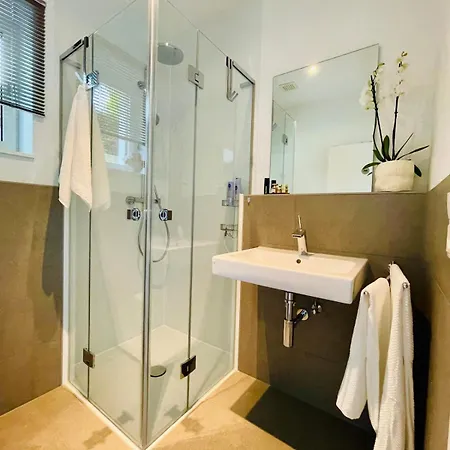11 - Fuer Urlaub & Geschaeftsreise Appartement