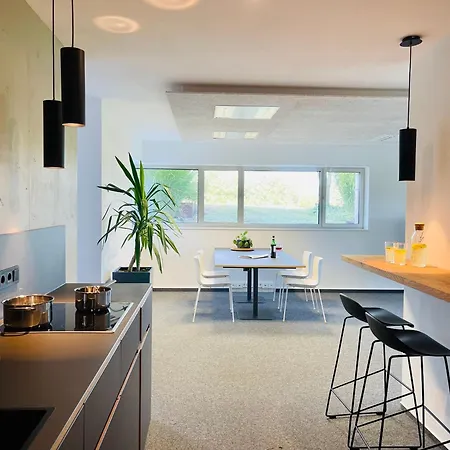 11 - Fuer Urlaub & Geschaeftsreise Appartement *